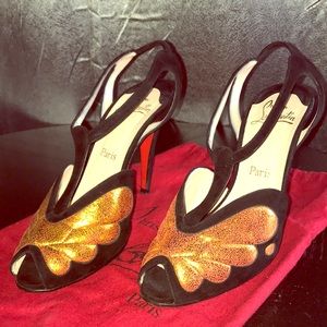 UNIQUE Christian Louboutin Preplum 100 heels